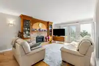 317 GLOUCESTER COURT - thumbnail 4