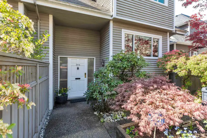 304 223 E KEITH ROAD - photo 2 of 36