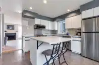 304 223 E KEITH ROAD - thumbnail 13