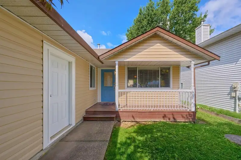 12361 GREENWELL STREET - photo 2 of 25