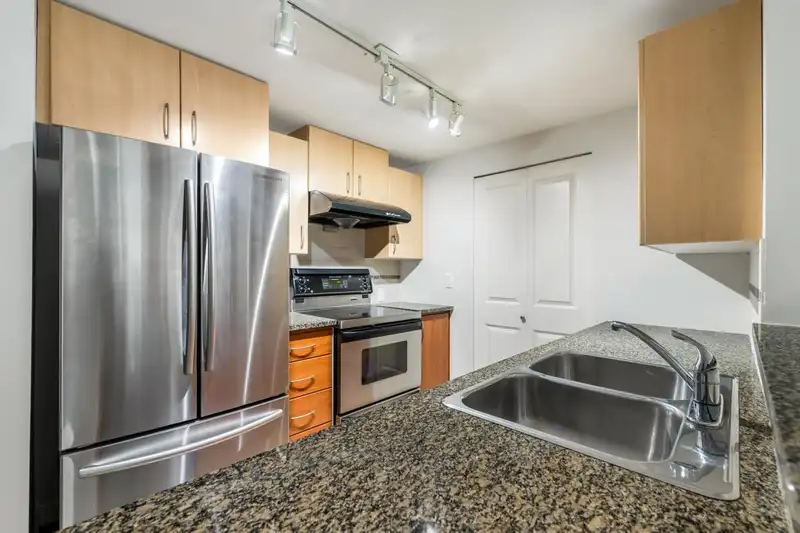 231 5700 ANDREWS ROAD - photo 3 of 24