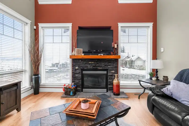 5157 DHALIWAL PLACE - photo 2 of 40