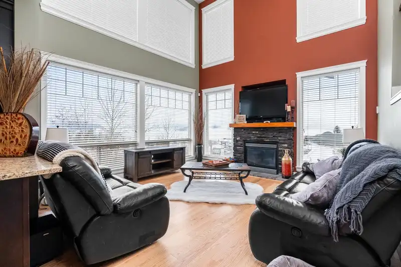 5157 DHALIWAL PLACE - photo 3 of 40