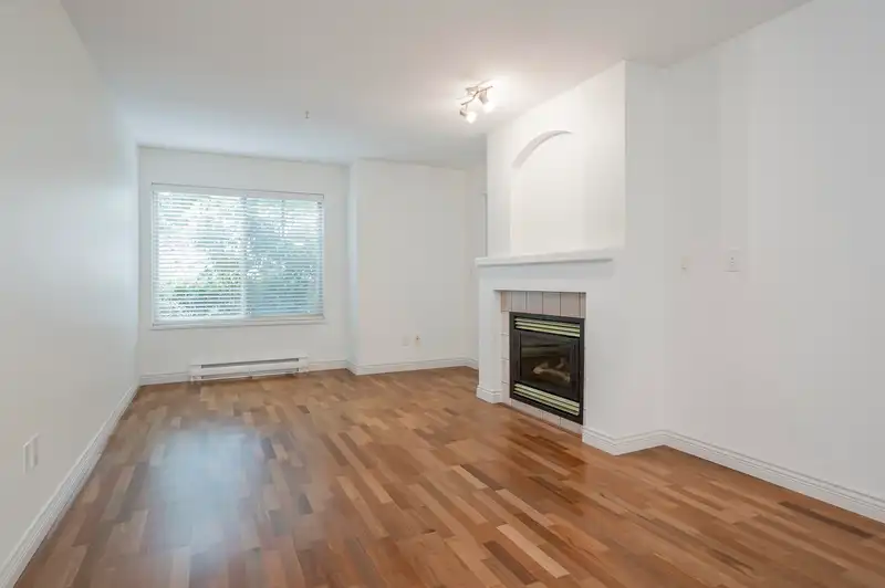 133 27358 32 AVENUE - photo 3 of 37
