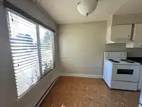 3 308 HIGHLAND WAY - thumbnail 5