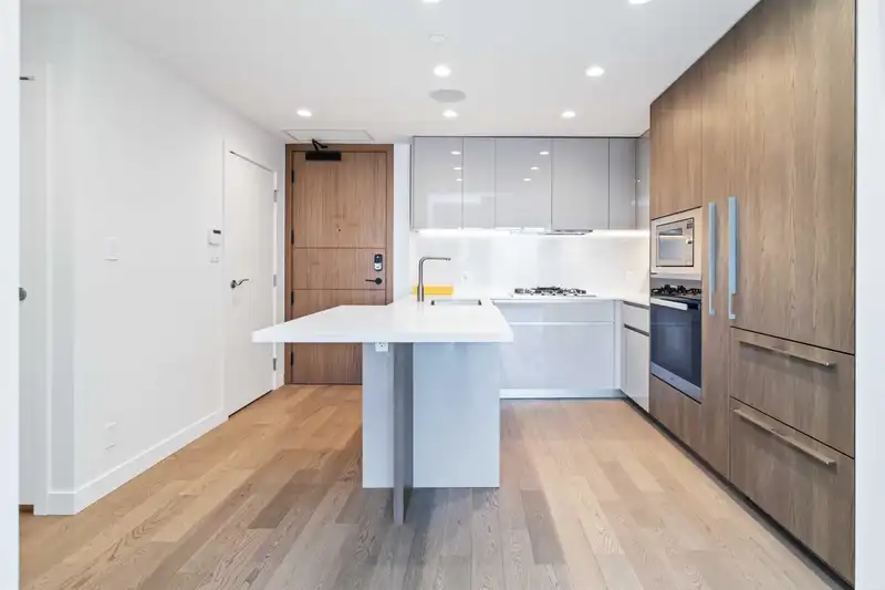 1103 6811 PEARSON WAY - photo 3 of 31
