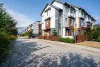 16 20155 84 AVENUE - thumbnail 3