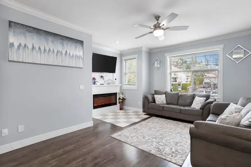 8 33860 MARSHALL ROAD - photo 4 of 40