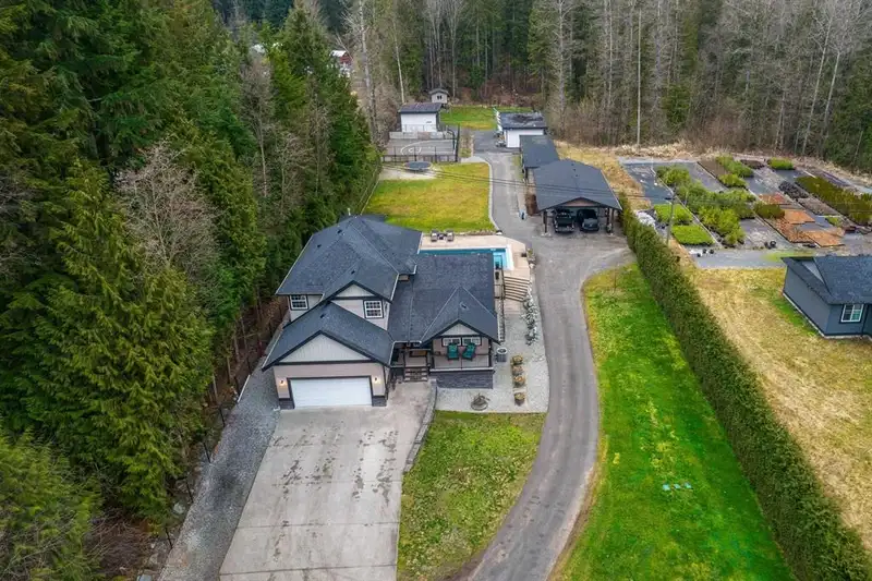 29809 DEWDNEY TRUNK ROAD - photo 2 of 40