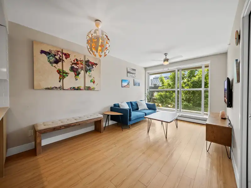 213 159 W 2ND AVENUE - photo 3 of 36