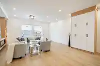 16677 16 AVENUE - thumbnail 9
