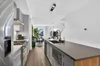 25 3535 PRINCETON AVENUE - thumbnail 10