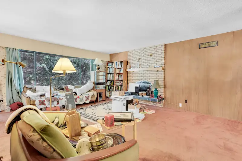 9533 139 STREET - photo 3 of 16