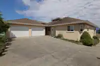 561 SPYGLASS PLACE - thumbnail 5