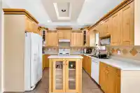 16688 63B AVENUE - thumbnail 7