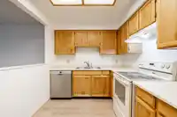 1304 W 7TH AVENUE - thumbnail 12