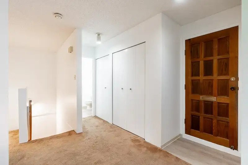 1304 W 7TH AVENUE - photo 3 of 40