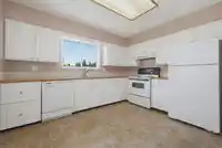 32659 WILLINGDON CRESCENT - thumbnail 13