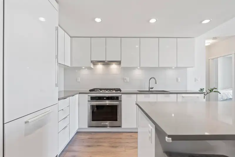 3205 2388 MADISON AVENUE - photo 4 of 26