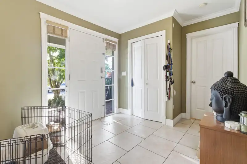 8558 FENNEL STREET - photo 4 of 32