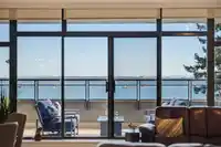402 3355 CYPRESS PLACE - thumbnail 6