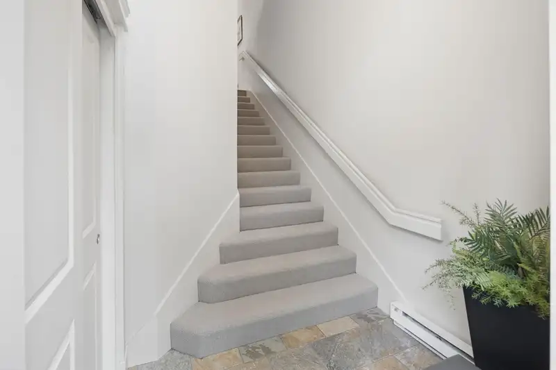PH1 2210 CHIPPENDALE ROAD - photo 3 of 40