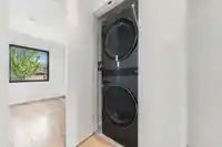 2180 E 13TH AVENUE - thumbnail 15