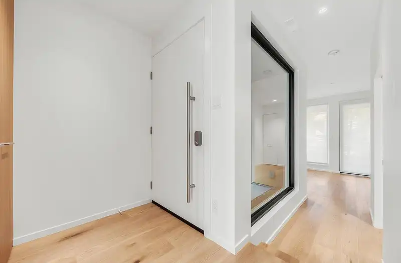 2180 E 13TH AVENUE - photo 3 of 26