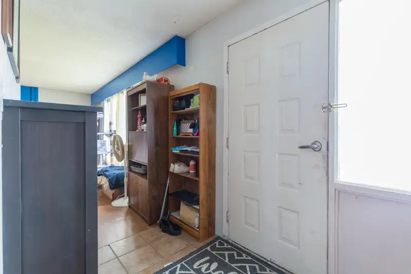 32633 MARSHALL ROAD - photo 4 of 39