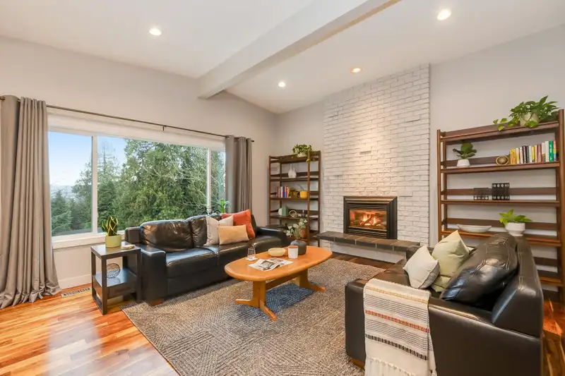 304 DARTMOOR DRIVE - photo 3 of 31