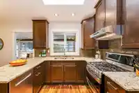 304 DARTMOOR DRIVE - thumbnail 10