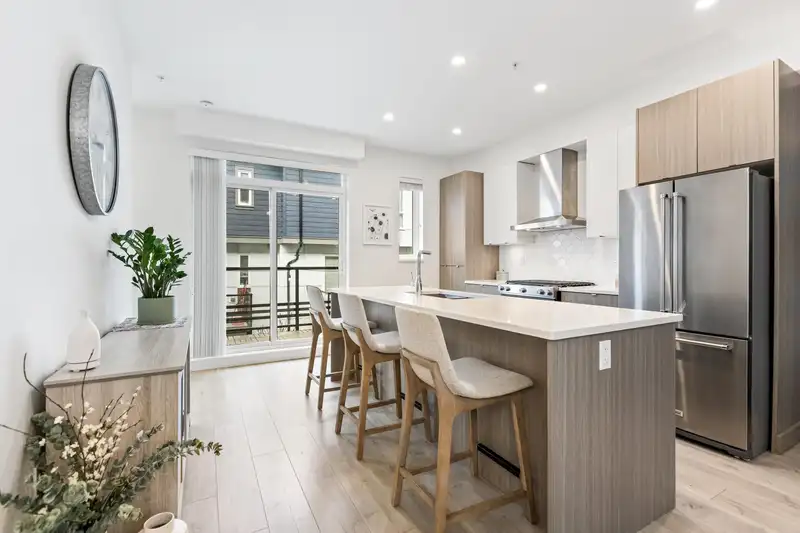 16 7947 209 STREET - photo 1 of 40