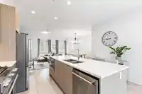 16 7947 209 STREET - thumbnail 4