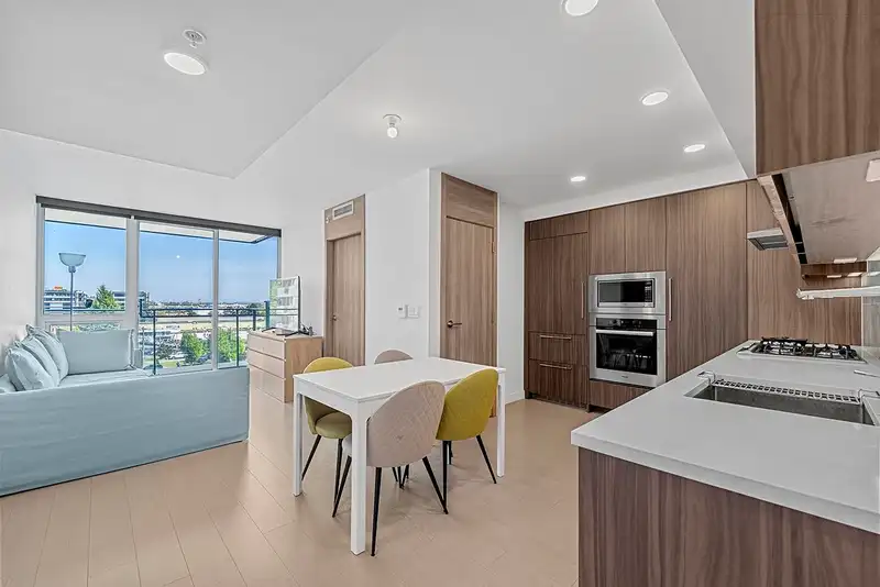 620 455 SW MARINE DRIVE - photo 1 of 30