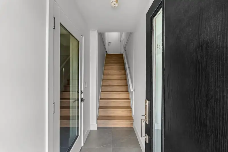 43 8161 201 STREET - photo 4 of 25