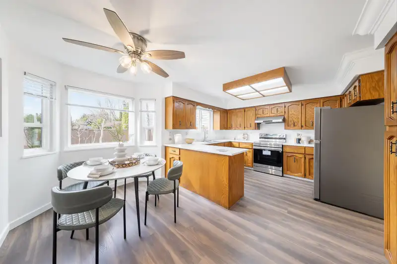 8691 DOULTON PLACE - photo 4 of 40