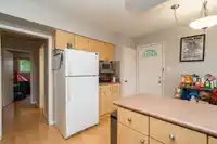 10080 AINTREE CRESCENT - thumbnail 13