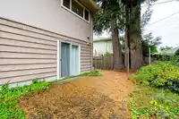 10080 AINTREE CRESCENT - thumbnail 32