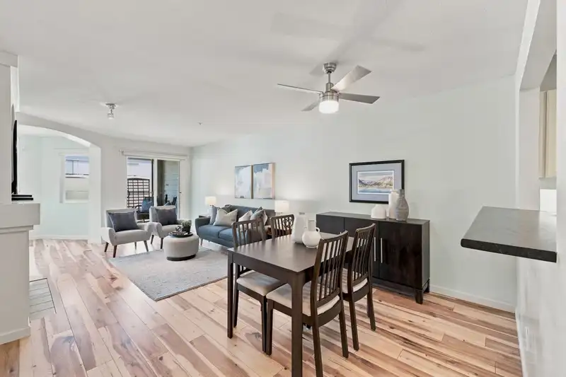 204 20125 55A AVENUE - photo 3 of 32