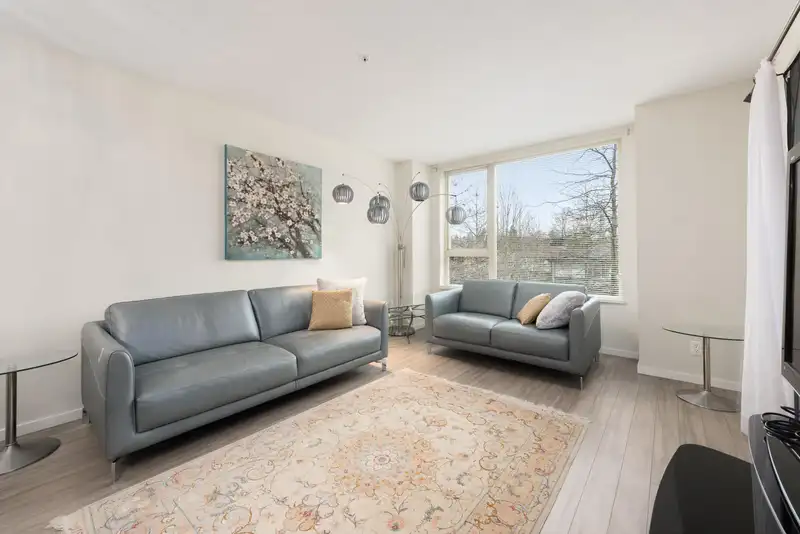 305 1128 KENSAL PLACE - photo 2 of 31