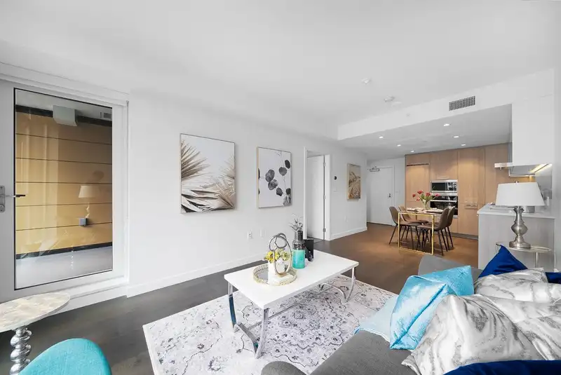 806 3280 CORVETTE WAY - photo 3 of 32
