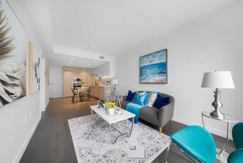 806 3280 CORVETTE WAY - photo 4 of 32