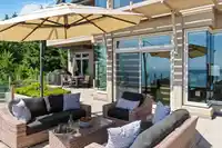 304 2535 GARDEN COURT - thumbnail 12