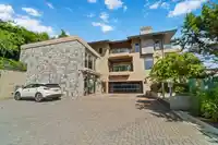 304 2535 GARDEN COURT - thumbnail 38