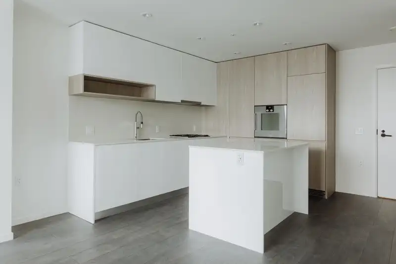 609 6200 MINORU BOULEVARD - photo 3 of 13