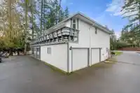 4040 240 STREET - thumbnail 37