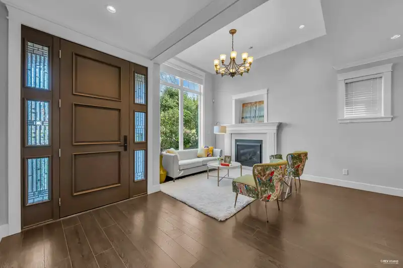 4364 GRETA STREET - photo 2 of 40