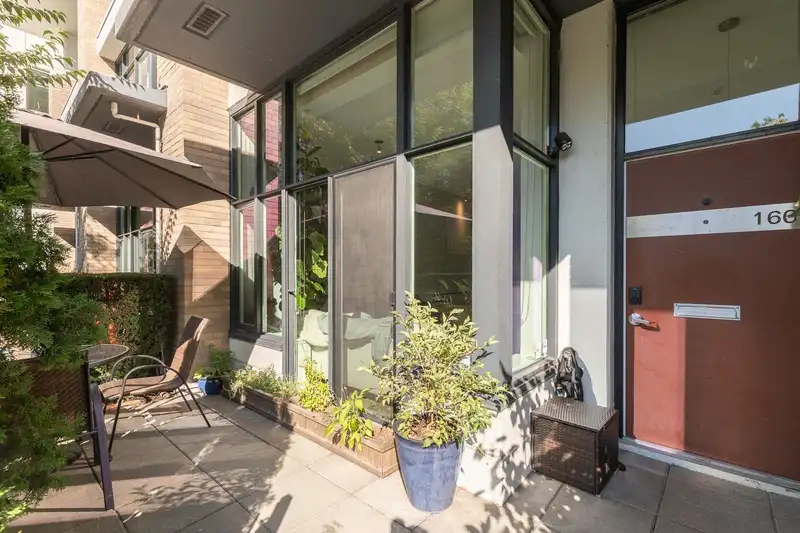 14 166 W 13TH STREET - photo 3 of 38