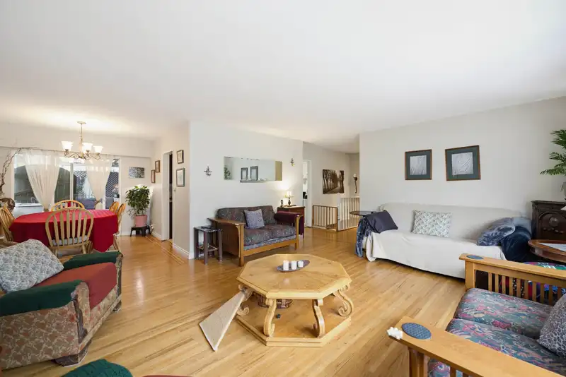 4882 44B AVENUE - photo 4 of 32
