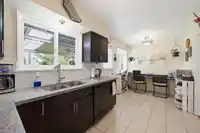 4882 44B AVENUE - thumbnail 8